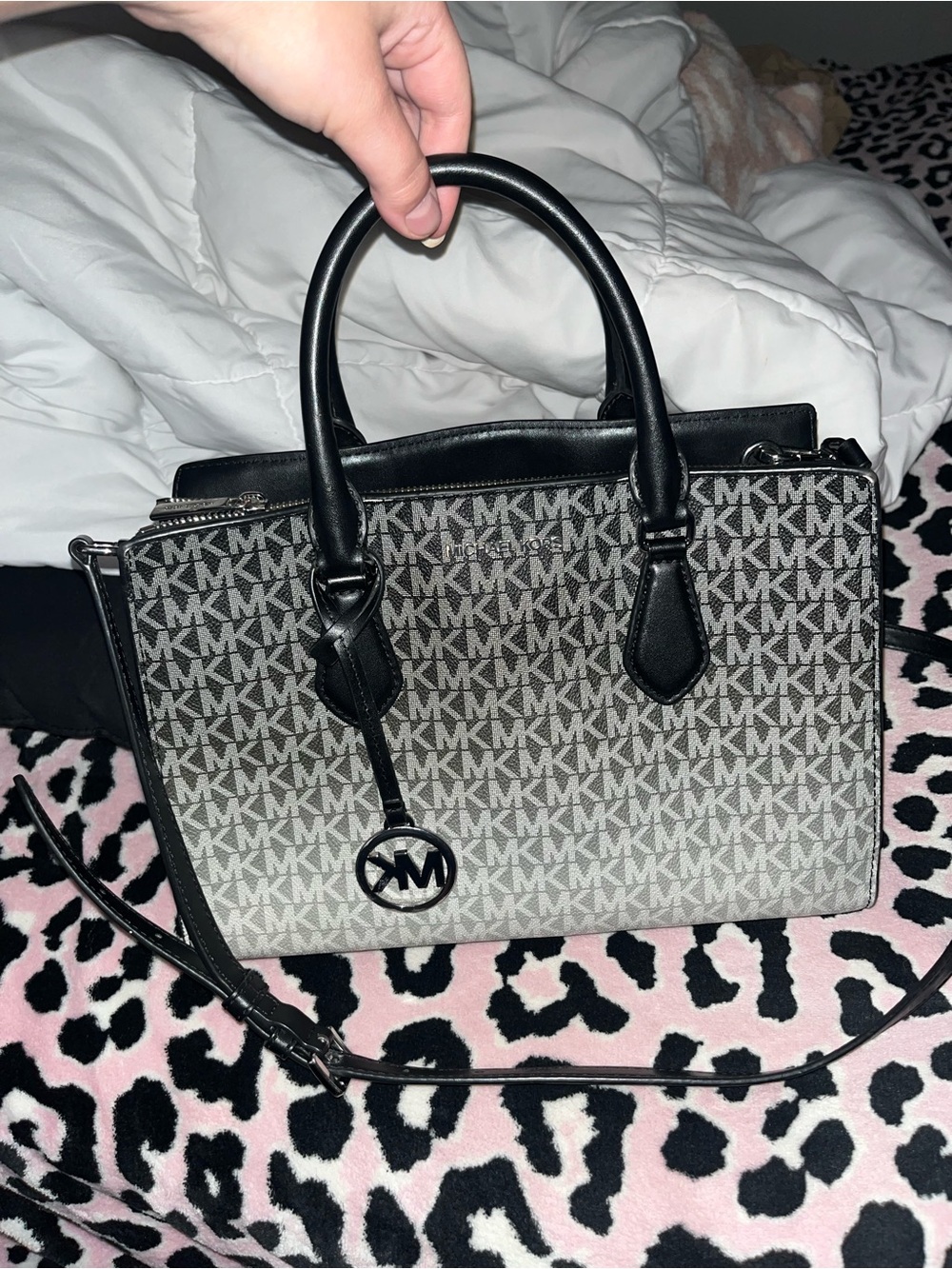 Michael Kors Black & White Monogram Purse - Picture 4 of 7